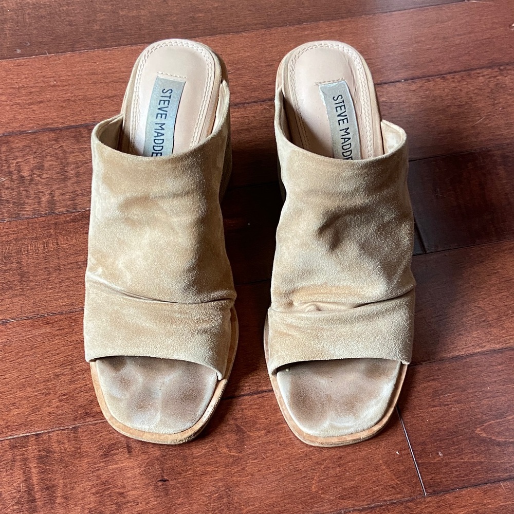 Steve Madden Suede Tan Mules